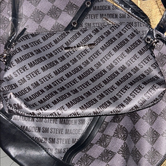 Steve Madden Teresa Logo Tote and Crossbody Bag Set NWOT - Picture 7 of 8